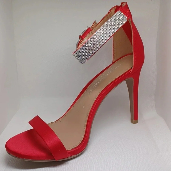 Christian Siriano - Picture 3 of 8